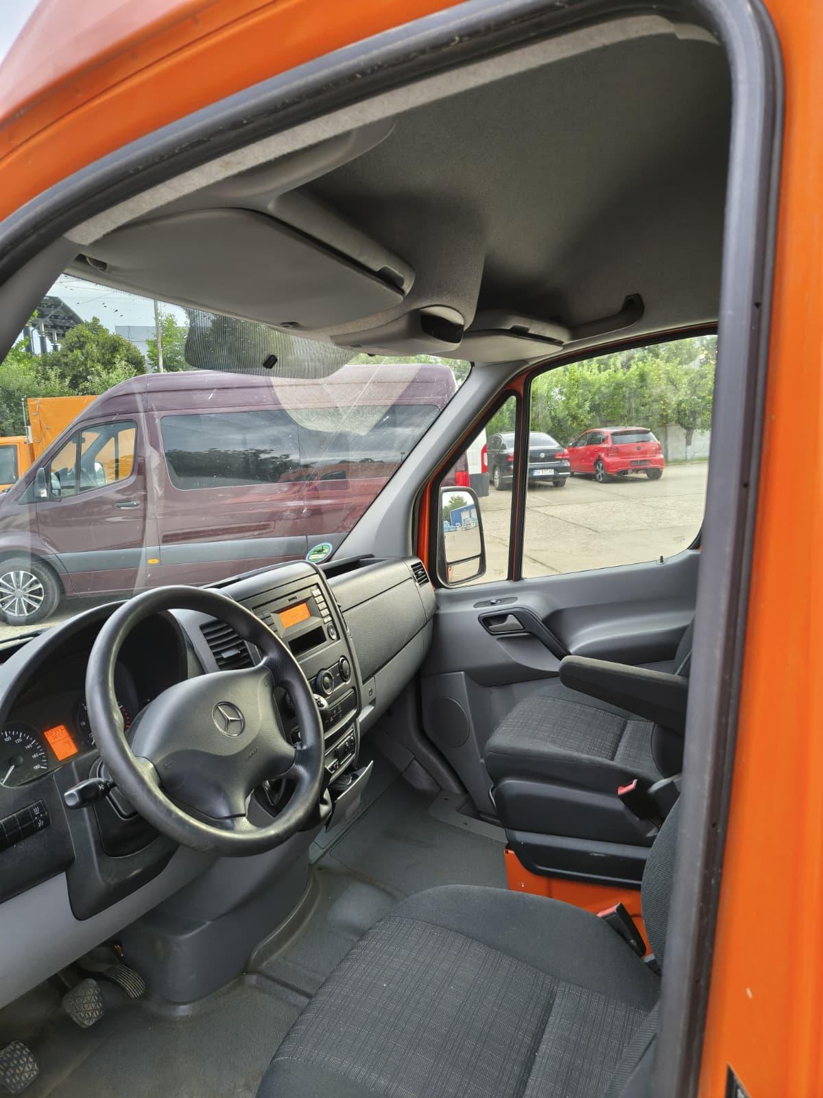 Mercedes-Benz Sprinter 313
