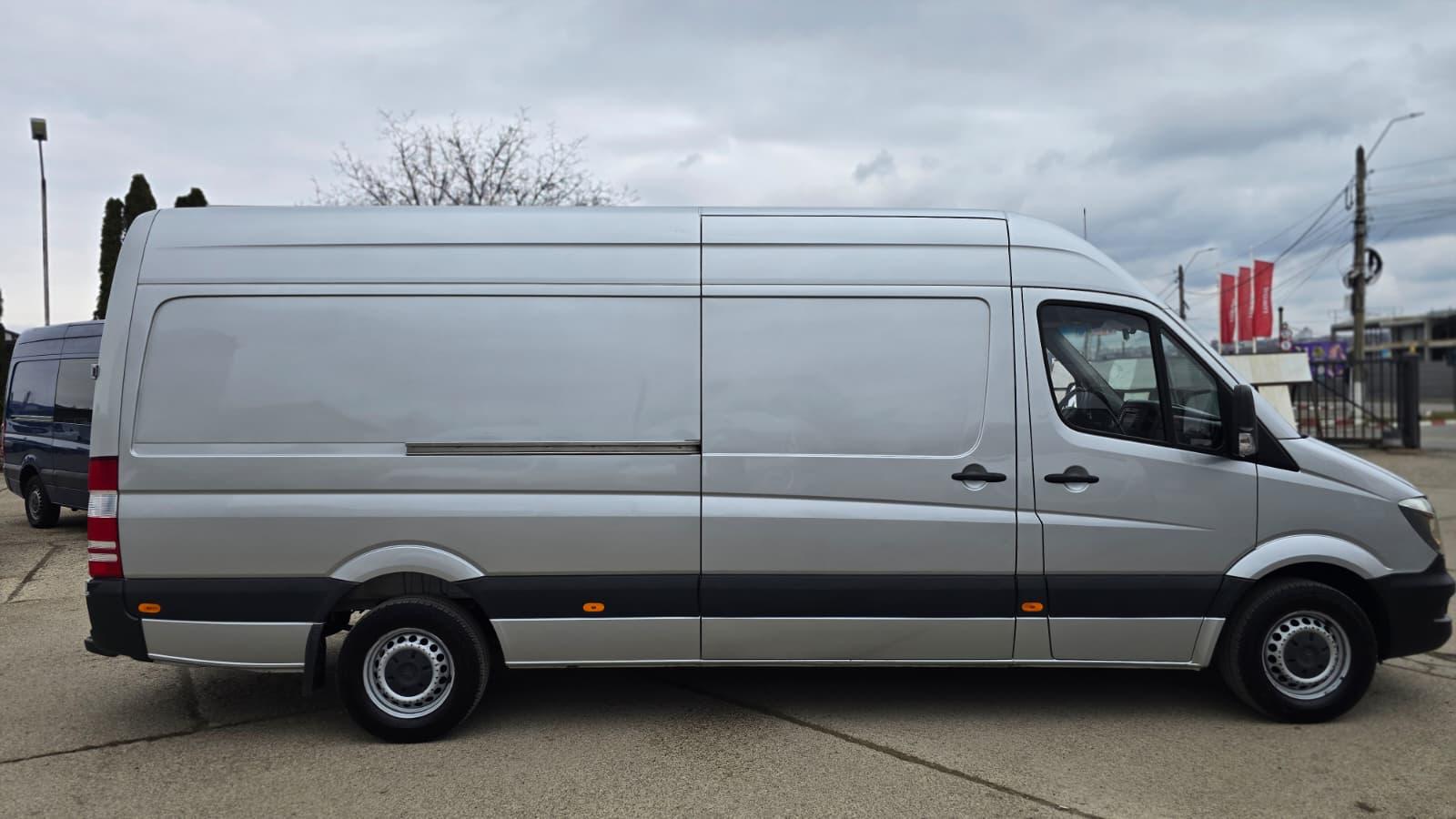Mercedes-Benz Sprinter 319 Maxi
