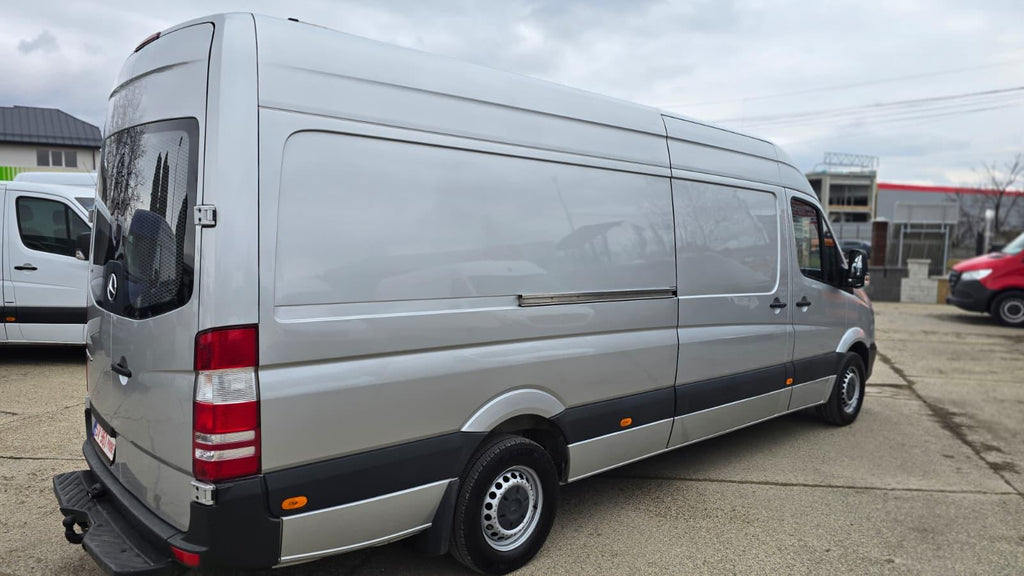 Mercedes-Benz Sprinter 319 Maxi